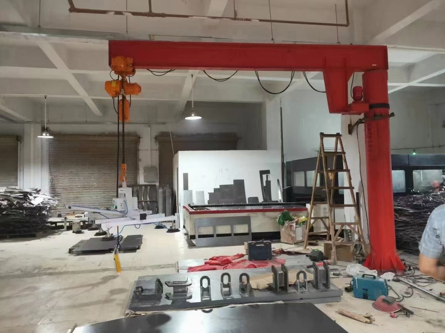 云南起重機廠家丨昆明懸臂吊銷售